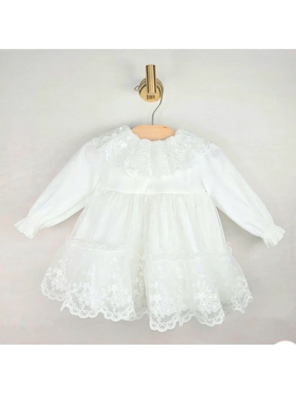 Elegant European White Lace Baby Dress